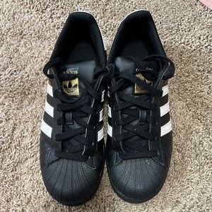 Adidas superstars size 7